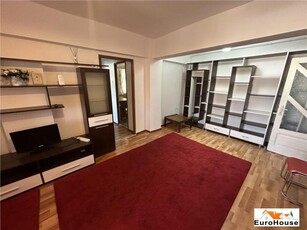 Apartament cu 3 camere de vanzare in Alba Iulia zona Centru