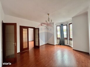 Apartament cu farmec și intimitate pe Strada Pictor Arthur Verona