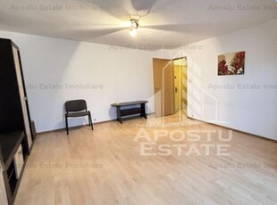 Apartament cu o camera spatios, centrala proprie, zona Sagului