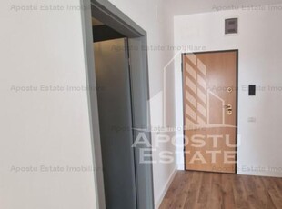 Apartament cu o camera si balcon, parcare inclusa, Torontalului