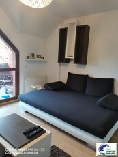 Apartament cu trei camere mobilat si utilat situat in Predeal