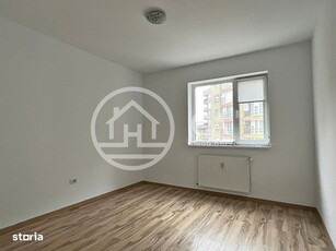 Apartament de vânzare cu 3 camere în zona Nufărul, Oradea