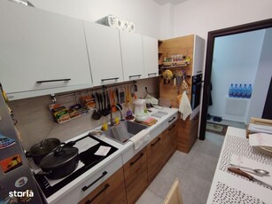 Apartament 2 camere, etaj intermediar