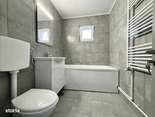 Apartament recent renovat cu centrala proprie pe gaze