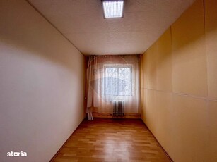 Apartament de vanzare, 3 camere, 85 mp, zona Bulevardul Victoriei