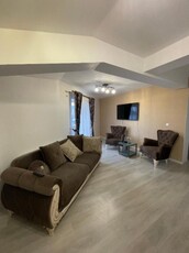 De inchiriat Apartament 2 camere, zona Cetate Lidl (Bloc Nou). Pret inchiriere: 400 Euro/luna.