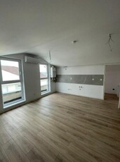 De vanzare Apartament 1 dormitor, zona Alba Micesti. Pret vanzare: 65000 Euro.