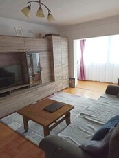 De vanzare un apartament cu 2 camere in cartierul Plopilor