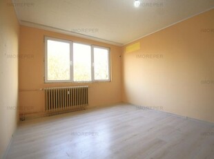 PIATA RESITA, APARTAMENT 3 CAMERE, DECOMANDAT, ETAJ 4/4, LIBER!