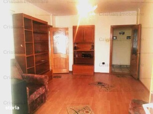 Apartament 3 camere Centru etajul 1