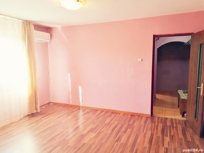 Apartament 3 camere, Cf2, Zona liniștită cu parc in Sect5,