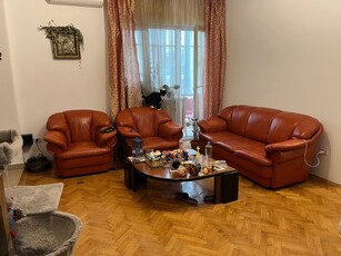 Dacia, Gradina Icoanei, vanzare apartament 3 camere, 87 mp utili+ dependinte, imobil de 3 etaje,