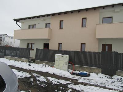 Casa cu 4 camere, teren 400 mp, de vanzare in Selimbar
