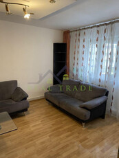 Apartament 2 camere decomandat etaj intermediar Centrul Civi