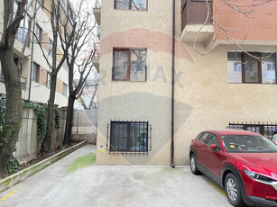 Apartament 2 camere + loc parcare de vânzare în zona Go...