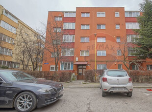 Apartament 3 camere 70mp/decomandat/2 bai/cartier Astra/O...