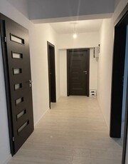 Apartament 3 camere zona 1 Mai