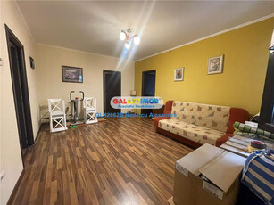 Apartament cu 3 camere - Parter - Metrou Piata Unirii