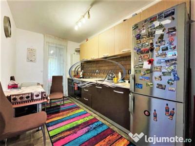 Apartament cu loc de parcare, pe strada Porii