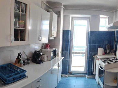 Apartament 3 camere in zona Manastur