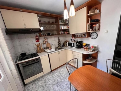 Apartament de 2 camere, 40 MP, etaj intermediar