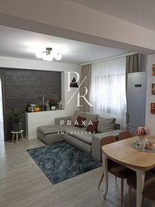 Apartament de 3 camere, 63 mp, mobilat, parcare, etaj 1, zona Sub Cetate!