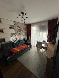 Apartament decomandat de vanzare, cu 3 camere, in complex Azoria, Cluj Napoca S16558