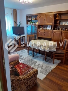 Apartament decomandat de vanzare, cu 4 camere, in zona Marasti, Cluj Napoca S16671