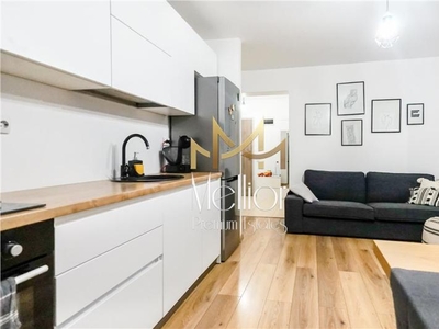 Apartament lux, 3 camere, terasa, bloc nou, Aurel Vlaicu!