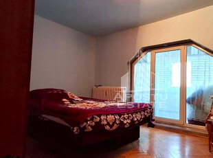 Apartament 1 Camera Decomandat cu Balcon Generos