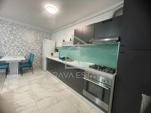 Apartament 2 camere, 36 mp, cu parcare, zona Stadionului, Floresti