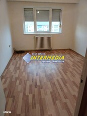 Apartament 3 camere- zona Aradului