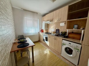 Apartament 2 camere decomandate, mobilat, zona Florilor