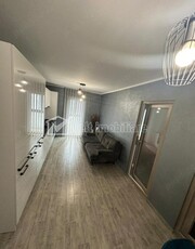 Apartament 2 camere, finisat, utilat, imobil nou, Zona Eroilor