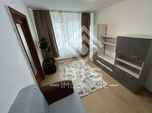 Apartament 2 camere Zona Decebal