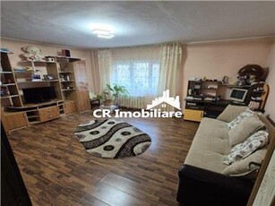 Apartament 3 camere Decebal