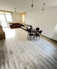 Apartament 3 camere, Floresti, zona Atelier Pizza