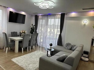 Apartament 3 camere in zona POD IRA