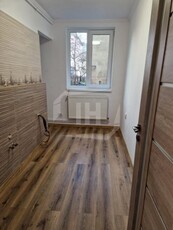 Apartament 3 camere, renovat, strada Horea