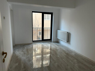 Apartament 3 camere situat in zona Tomis Plus