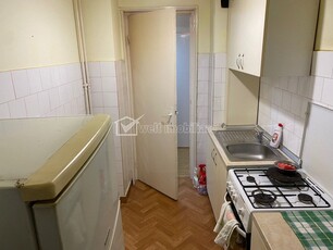 Apartament cu 2 camere, etaj 2, decomandat, Manastur