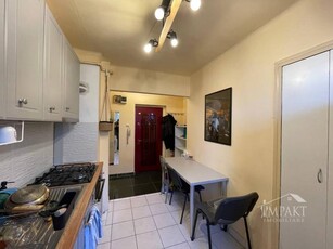 Apartament cu 2 camere langa Teatrul national (centru)