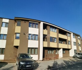 Apartament cu 3 camere de 75mp finisat, mobilat, utilat, parcare, Florești