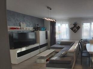 Apartament Modern de 3 camere, 79 mp, 4 mp balcon, zona VIVO