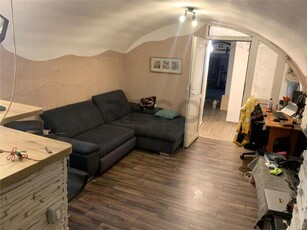 RECO Apartament cu 3 camere strada Primariei