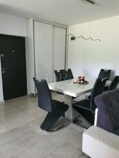 Vand apartament cu 2 camere in Floresti.