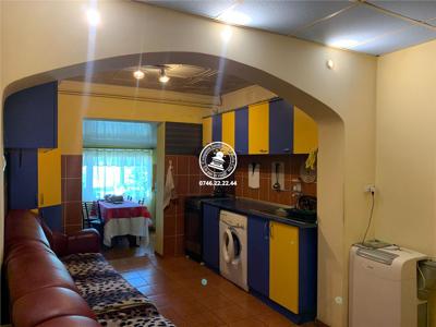 Apartament 3 camere de vanzare Frumoasa