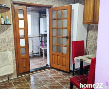 3 camere decomandat - centrala proprie - zona Basarabia