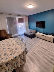 Apartament 2 camere vanzare in bloc de apartamente Cluj, Floresti