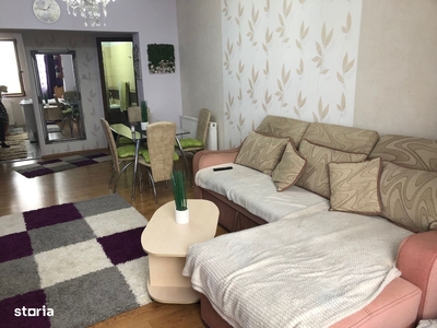 Apartament 3 camere,,Zona Liceul Ortodox